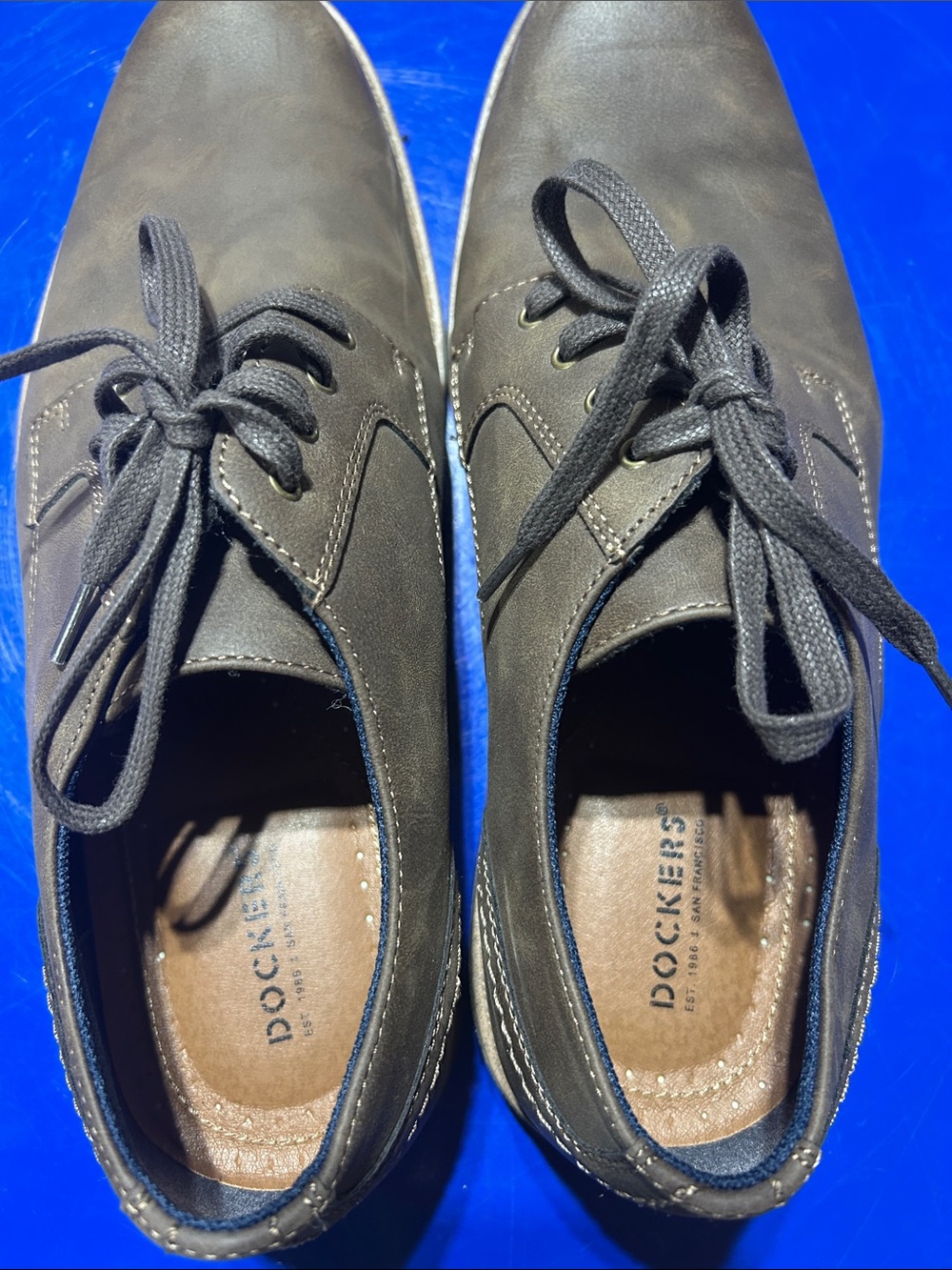 Dockers Men's Lace-Up Oxfords in Dark Brown